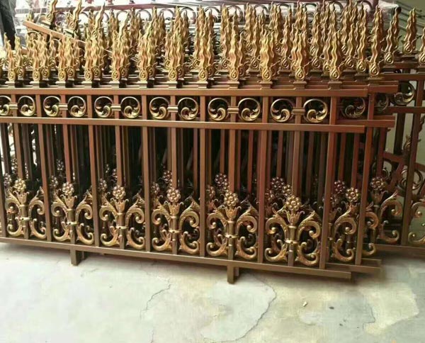 鋁藝護(hù)欄有哪些常見(jiàn)的應(yīng)用？