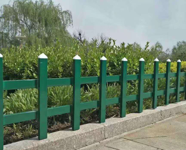 十堰鋅鋼護欄的怎么生產(chǎn)的呢？